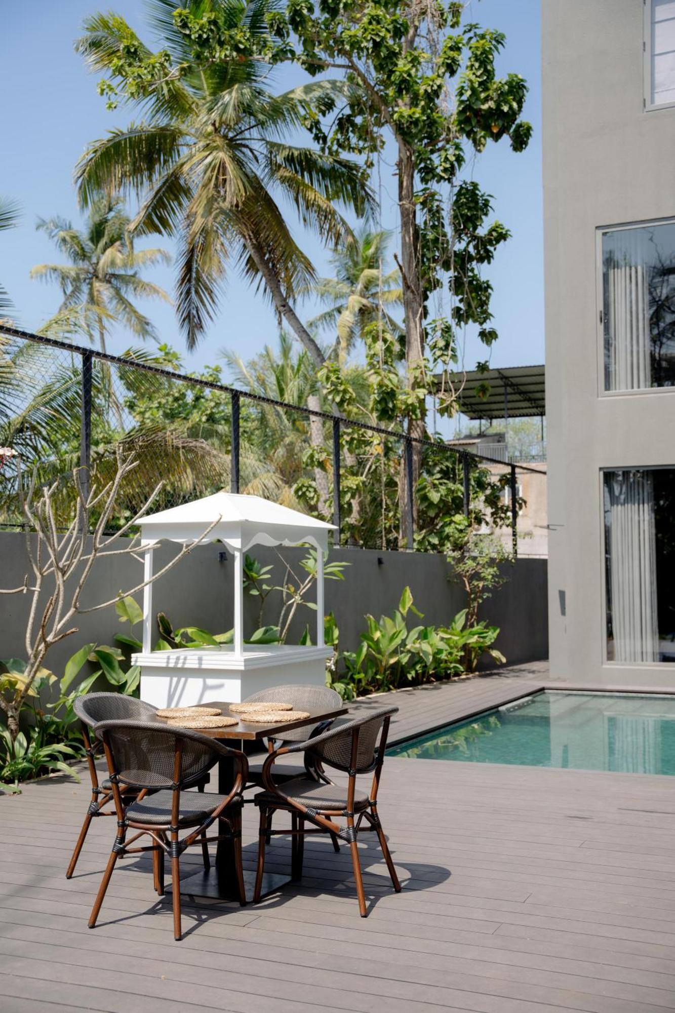 Hotel Bohemian Nest à Negombo Extérieur photo