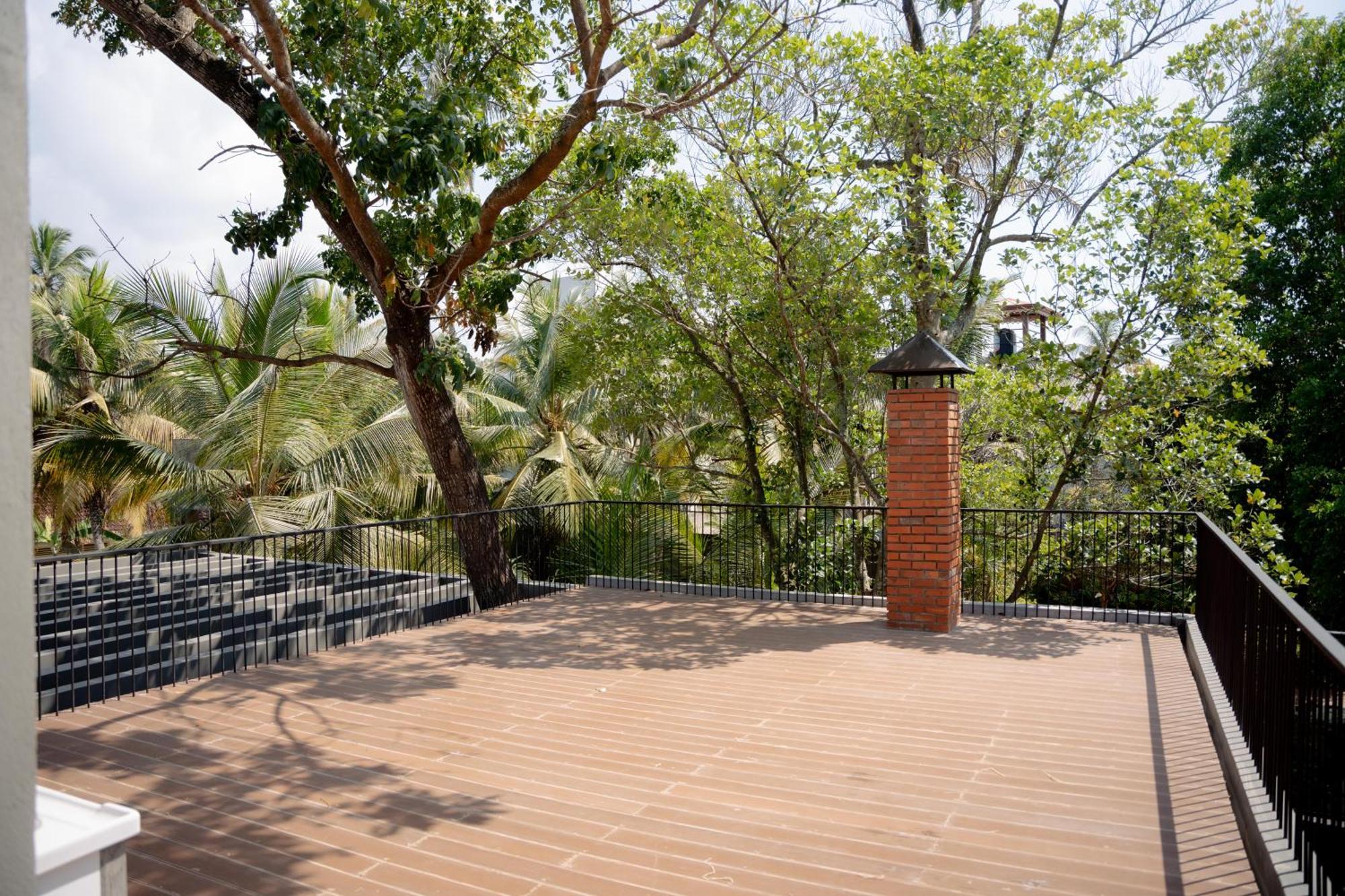 Hotel Bohemian Nest à Negombo Extérieur photo