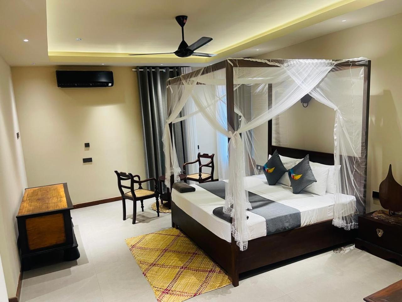 Hotel Bohemian Nest à Negombo Extérieur photo