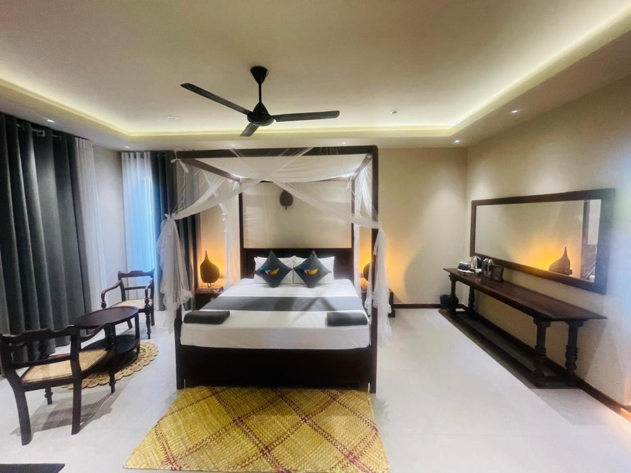 Hotel Bohemian Nest à Negombo Extérieur photo