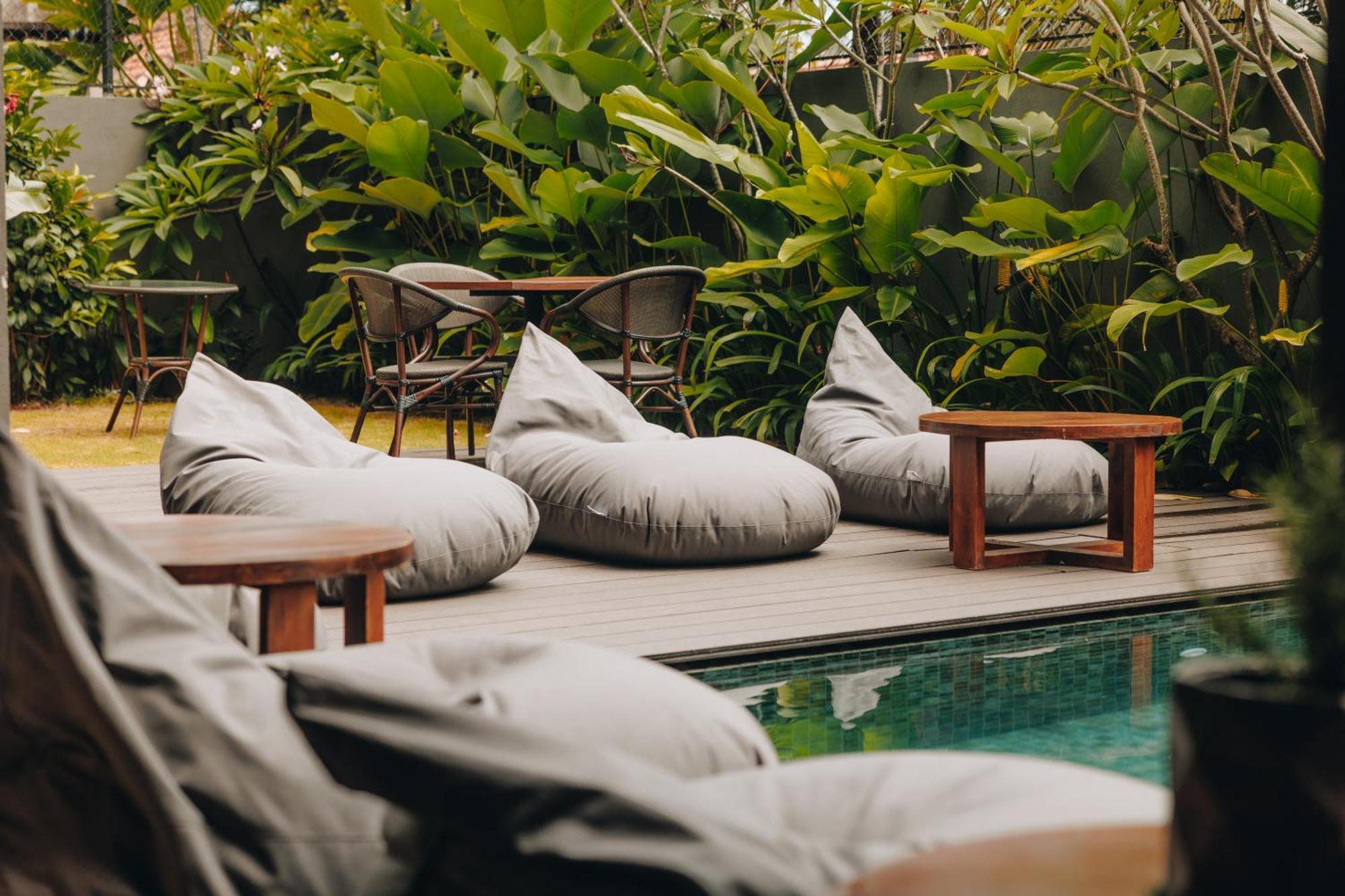 Hotel Bohemian Nest à Negombo Extérieur photo