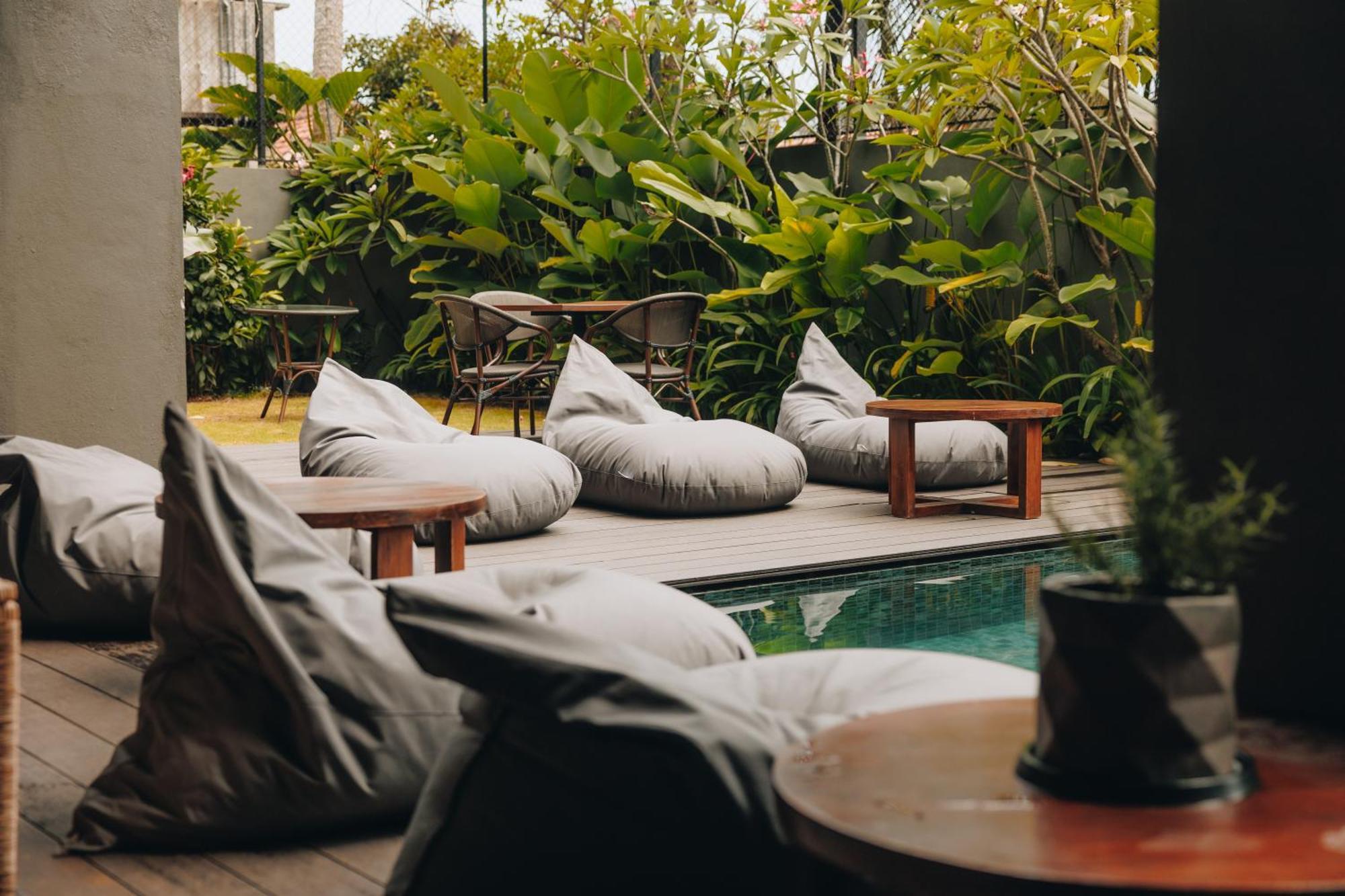 Hotel Bohemian Nest à Negombo Extérieur photo